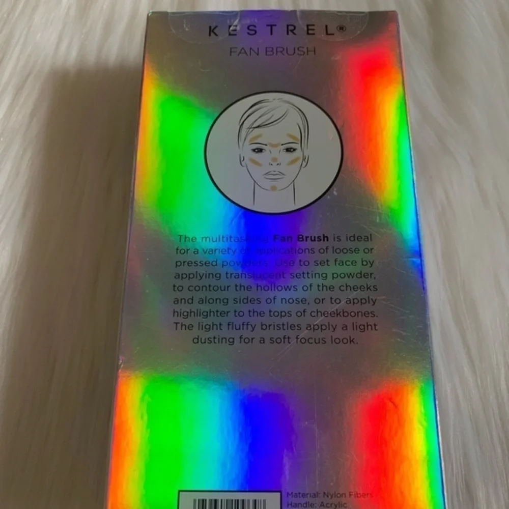 NWT Kestrel Fan Brush